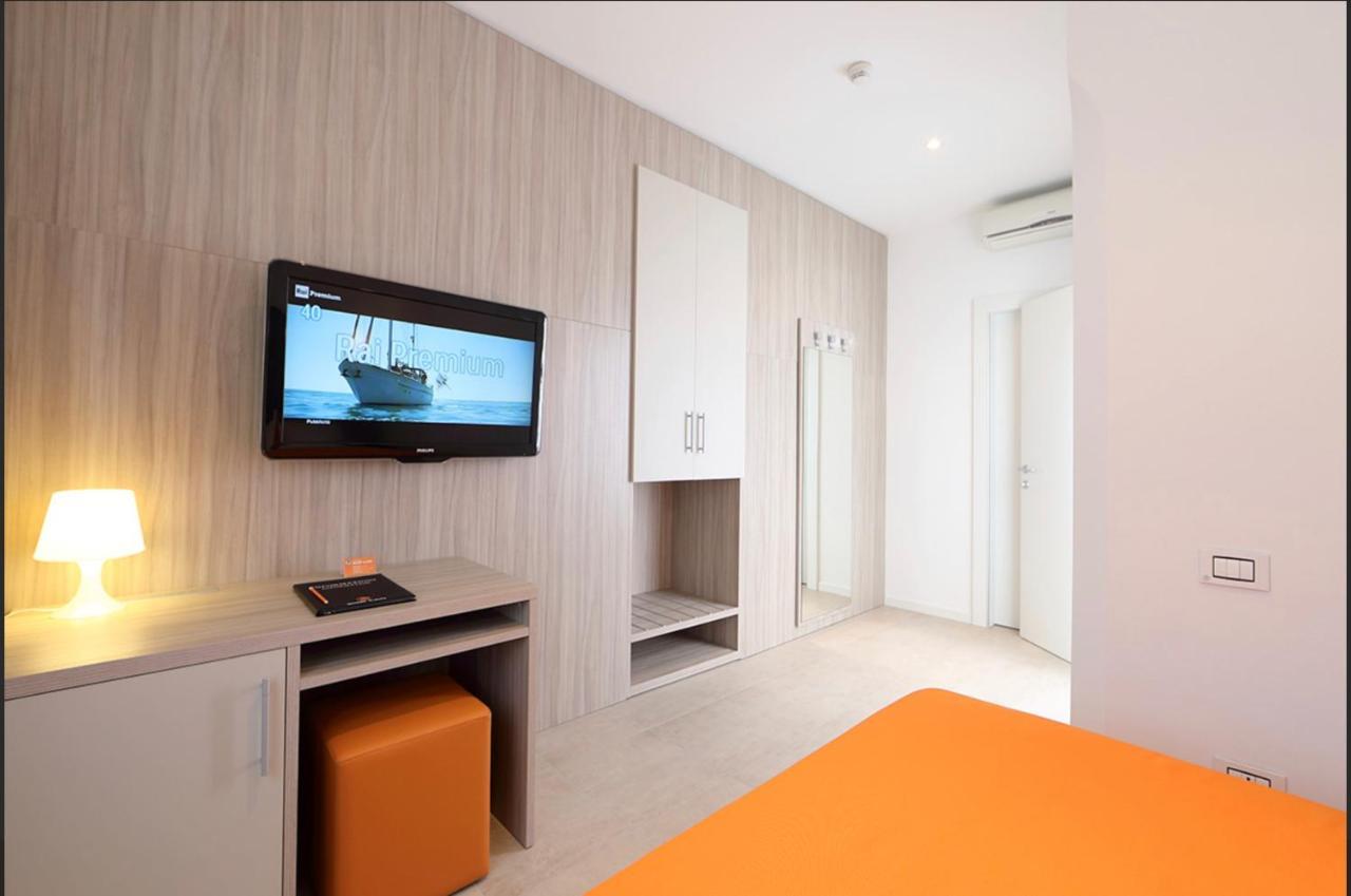 Hotel Simi Lan Lignano Sabbiadoro Luaran gambar