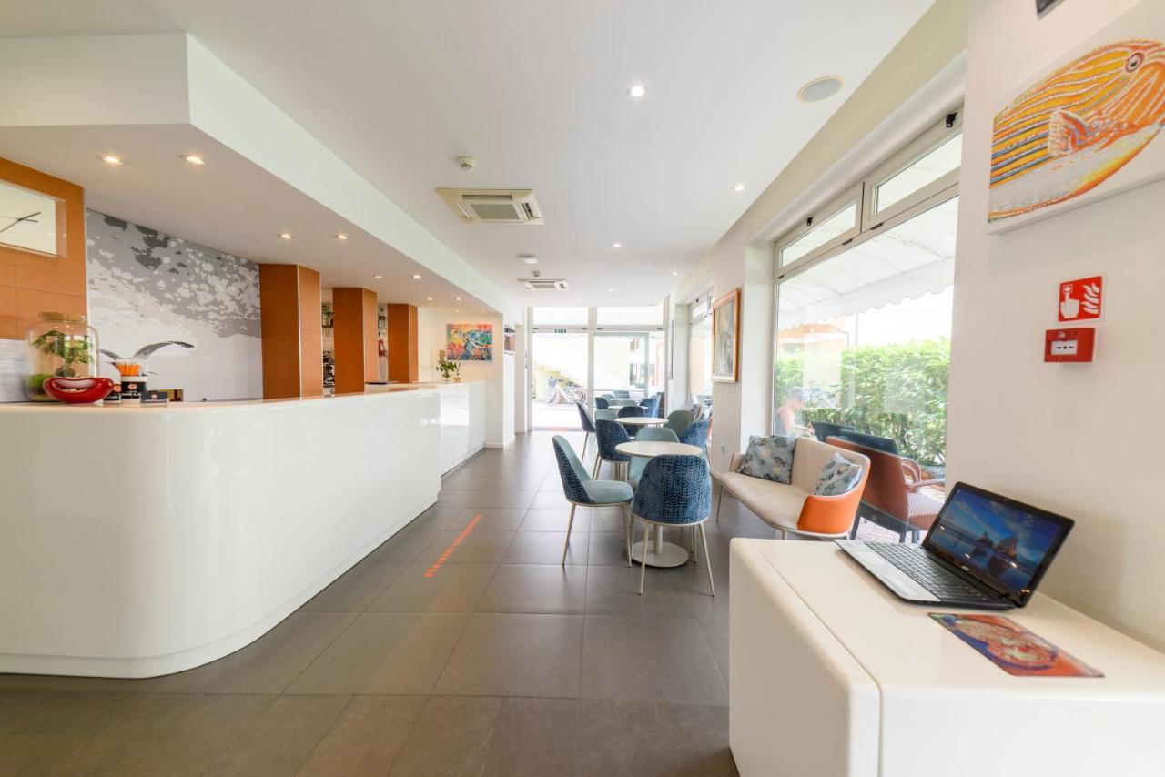 Hotel Simi Lan Lignano Sabbiadoro Luaran gambar