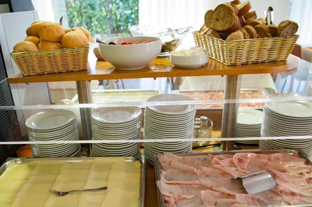 Hotel Simi Lan Lignano Sabbiadoro Luaran gambar