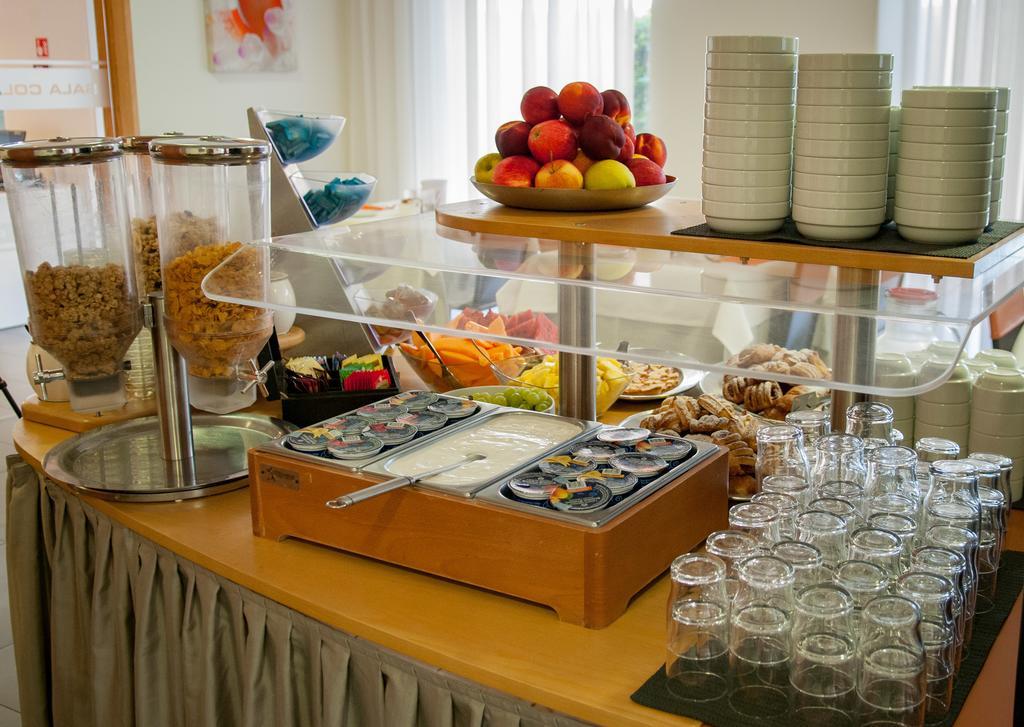 Hotel Simi Lan Lignano Sabbiadoro Luaran gambar