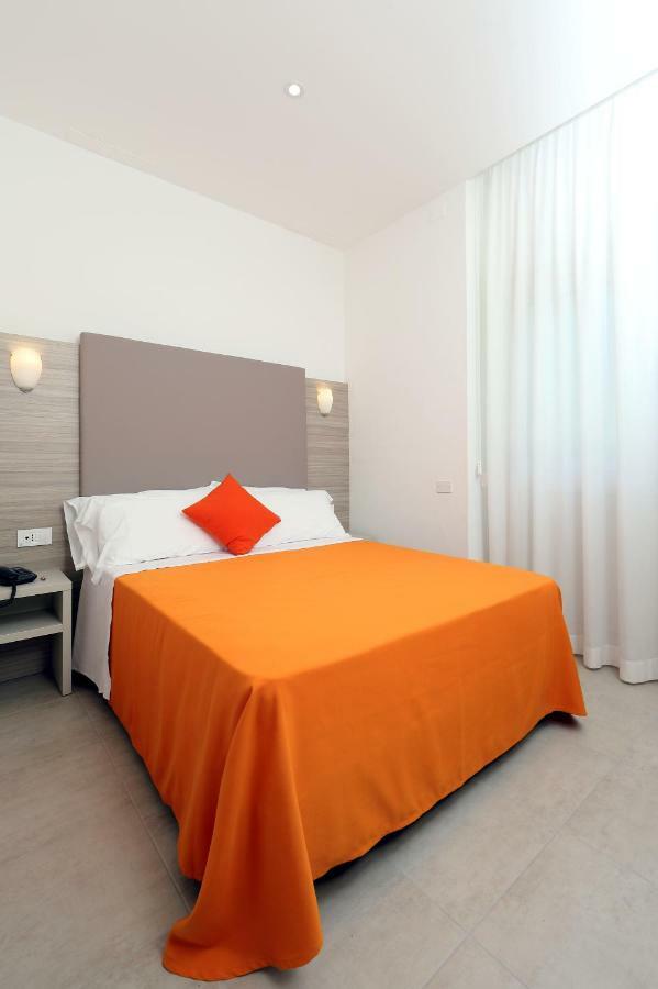 Hotel Simi Lan Lignano Sabbiadoro Luaran gambar