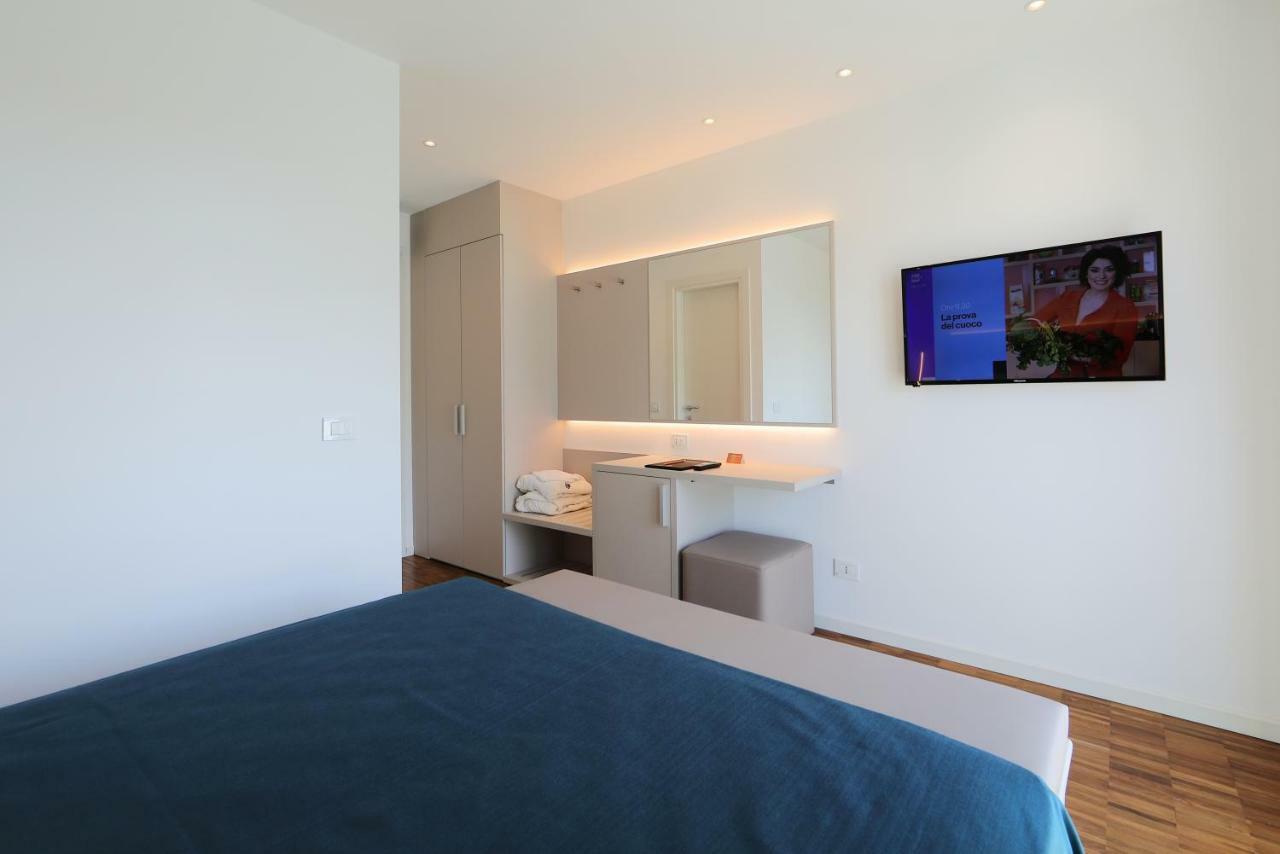 Hotel Simi Lan Lignano Sabbiadoro Luaran gambar